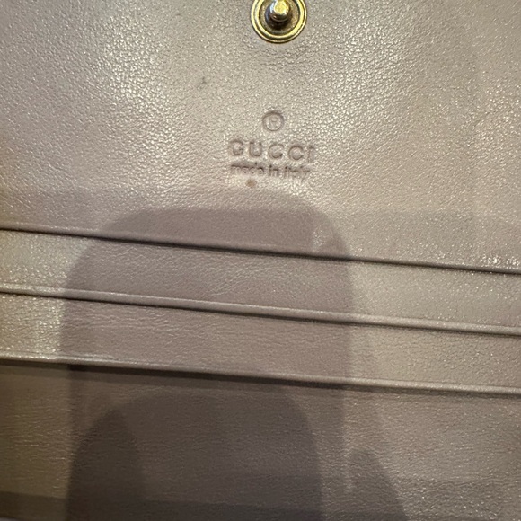 Gucci Double G Logo Calfskin Compact Wallet - Picture 11 of 13